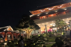 Biệt phủ của trưởng thôn trẻ giàu nhất Việt Nam, mang phong cách Nhật Bản rộng hàng nghìn m2 giữa làng quê