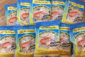 Món bánh dân dã ăn giòn rụm khiến khách Nhật, Mỹ mê tít: Xuất khẩu mang về hàng trăm tỷ đồng mỗi năm