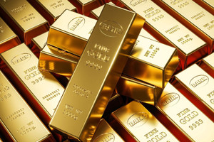 Biến động dữ dội, giá vàng thế giới sắp tới ra sao?