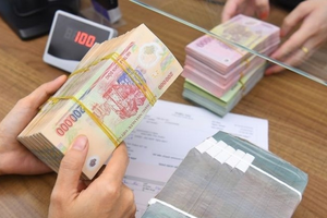 Chị ruột mất không để lại di chúc, em gái cần làm gì để nhận 3 tỷ ở 2 ngân hàng?