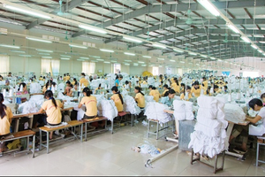 Đối thủ dệt may của Việt Nam hút đơn hàng Mỹ nhờ ưu thế thuế quan, doanh nghiệp Việt cùng lúc giải nhiều bài toán khó