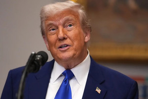 Ông Trump nói gì sau khi cắt giảm 115% thuế đánh vào hàng Trung Quốc?