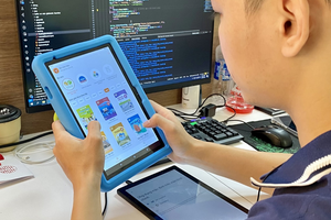 Sắp thử nghiệm dạy sách giáo khoa điện tử