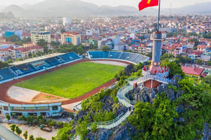 Việt Nam sắp ‘xóa sổ’ một sân vận động lâu đời tại tỉnh miền núi giáp Trung Quốc