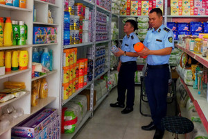 Lật mặt thực phẩm chức năng giả: Ai chịu trách nhiệm?