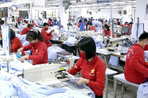 Chạy đua với thuế Mỹ trước ngày 10/7, ông lớn dệt may 80.000 nhân sự lo hụt đơn hàng cuối năm