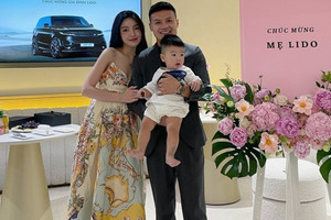 Chiếc xe 8 tỷ vừa được cầu thủ Quang Hải tặng, Chu Thanh Huyền đi xế xịn nhưng có điều kiện