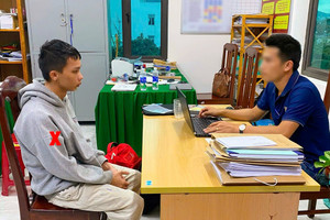 Bắt giữ Nguyễn Duy Quang, 26 tuổi vì ép nữ sinh dưới 16 quay video ‘khiêu dâm’