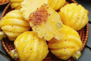Ăn dứa thường xuyên giúp ngừa ung thư nhưng ai nên tránh?