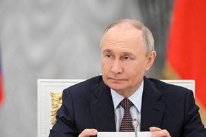 Ông Putin khẳng định Nga muốn đạt được 'hòa bình lâu dài' với Ukraine