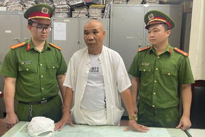 Bắt Nguyễn Văn Phượng có hành vi tấn công công an