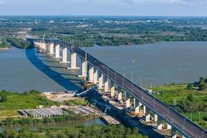 Chỉ 1 tháng nữa, cầu lớn nhất vành đai chiến lược của Đông Nam Bộ sẽ thông xe: Rút ngắn quãng đường TP. HCM - Đồng Nai