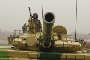 Ấn Độ dùng xe tăng T-72 trong cuộc giao tranh với Pakistan