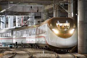 10.000km trong 10 năm: Thế giới mất 150 năm để làm được điều Trung Quốc đẩy nhanh chỉ trong một thập kỷ