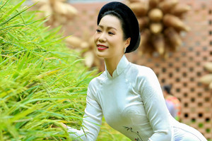 Nàng hậu duy nhất showbiz Việt mang danh hiệu NSND đón tin vui