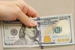 Tỷ giá ngoại tệ ngày 21/5: USD và Nhân dân tệ tăng nhẹ tại ngân hàng, chợ đen trái chiều