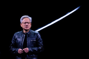CEO Nvidia Jensen Huang: Mỹ đã thất bại trước Trung Quốc, cần hành động ngay nếu không muốn thua Huawei