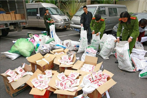 Bộ Công an phản hồi về mức phạt sản xuất, buôn bán hàng giả là lương thực