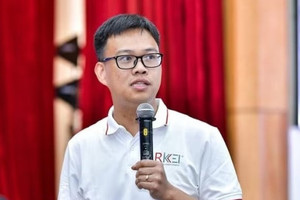 Cựu sinh viên ĐH Bách khoa Hà Nội chỉ ra sai lầm của người trẻ khi đi làm, phải học cách ‘nổ'