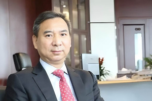 Cho vay khoản tiền tương đương 8,75 tỷ không cần thế chấp, canh bạc ngỡ dại dột lại đưa người đàn ông thành siêu tỷ phú