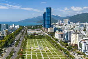 Vẻ đẹp vùng đất có cánh đồng điện gió và thương cảng lớn bậc nhất miền Trung
