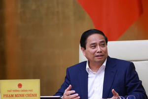 Thủ tướng: Cấp trên 'ôm việc' của cấp dưới khiến nhiều cán bộ bị kỷ luật