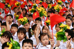 Trình Quốc hội miễn học phí trường công, hỗ trợ học sinh trường tư