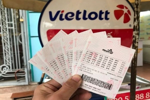 Chơi Vietlott suốt 3 năm, người đàn ông tại Hà Nội cuối cùng cũng trúng giải đặc biệt 1 tỷ đồng