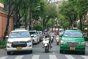 Xanh SM và Grab 'nuốt chửng' thị trường gọi xe, 2 ông lớn taxi truyền thống Mê Linh và Vinasun còn chia nhau 3% thị phần
