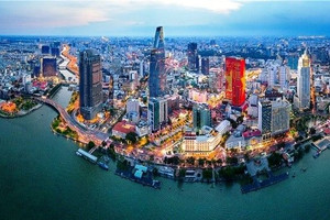 Xem xét đề xuất chuyển tiếp cơ chế đặc thù tại 6 tỉnh, thành phố sau sáp nhập