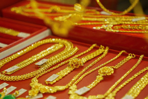 Giá vàng hôm nay 23/5/2025 tăng giảm giằng co, SJC và nhẫn trụ vững mức cao