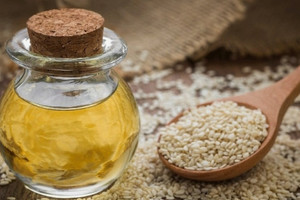 Nhiều gia đình Việt có 'vàng lỏng' trong bếp mà không biết, chỉ một muỗng mỗi ngày tốt gấp bội tổ yến