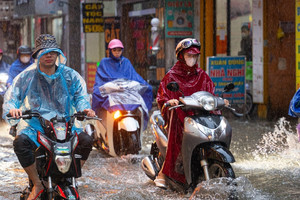 Dự báo thời tiết 24/5/2025: Gió mùa đông bắc về, miền Bắc và Nam Bộ còn mưa lớn