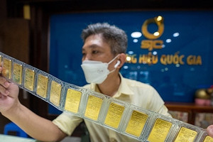 Giá vàng hôm nay 24/5/2025 'quay xe' tăng mạnh do động thái mới của ông Trump