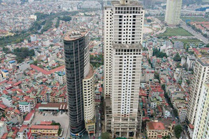 Tòa nhà cao cấp 39 tầng giữa ‘đất vàng’ Thủ đô bỏ hoang sau hơn 15 năm xây dựng, hàng trăm khách hàng bức xúc, khiếu kiện