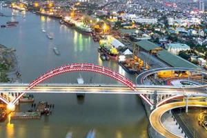 Vùng đất bên sông Bạch Đằng lịch sử mới lên thành phố, giá đất vụt lên hơn 200 triệu/m2