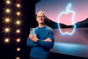 Chi phí lắp ráp iPhone tại Mỹ đắt gấp 13 lần: Apple thà chịu thuế còn hơn 'hồi hương' sản xuất
