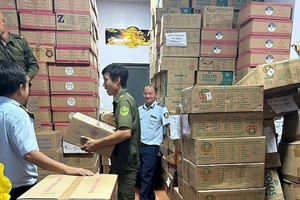 Thêm gần 12.000 lon sữa giả bị phát hiện, thị trường sữa Việt dậy sóng