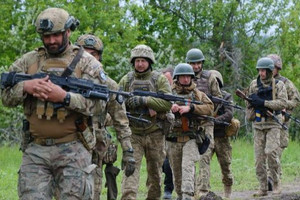 Ukraine bắt giữ gần 1.000 binh sĩ Nga trong chiến dịch Kursk