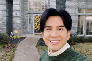Nam ca sĩ được mệnh danh ‘mỹ nam không tuổi’ của showbiz Việt sở hữu biệt thự to lớn ở xứ cờ hoa