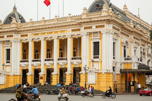 Công trình hơn trăm tuổi giữa lòng Thủ đô: Nơi thông qua bản Hiến pháp đầu tiên của Việt Nam, mang đậm kiến trúc Pháp, quy mô và lộng lẫy bậc nhất Hà Nội