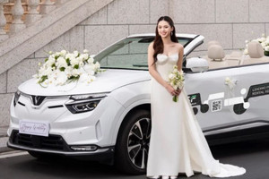 Công ty của con trai tỷ phú Phạm Nhật Vượng ra mắt dịch vụ cho thuê xe hoa cưới giá chỉ từ 1,2 triệu đồng