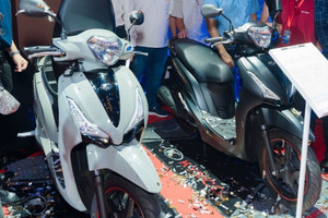 2 tân binh ‘siêu tay ga’ mới ở Việt Nam vừa ra mắt giá gần 29 triệu: Động cơ tiết kiệm, thiết kế thanh lịch, rất hợp với sinh viên