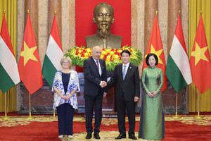 Chủ tịch nước Lương Cường chủ trì lễ đón chính thức Tổng thống Hungary