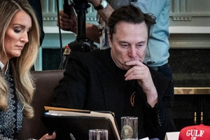Tỷ phú Elon Musk thất vọng với 'siêu dự luật' chi tiêu của ông Trump
