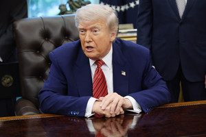 Tổng thống Trump cảnh báo ông Putin đang 'đùa với lửa’, cân nhắc áp thêm lệnh trừng phạt Nga