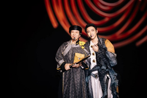 Nam ca sĩ trẻ đầu tiên mang hát xẩm vào concert cá nhân: Bố là NSND nổi tiếng, được mệnh danh ‘hoàng tử Ballad’ của showbiz Việt nhận cát-xê hàng trăm triệu