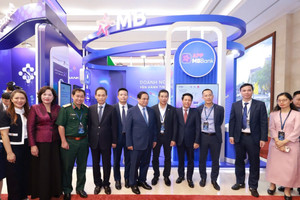 MB đón Thủ tướng tham quan không gian công nghệ trong sự kiện Chuyển đổi số 2025