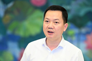 'Bỏ độc quyền vàng không có nghĩa là thả nổi hay trở lại thời kỳ hỗn loạn'