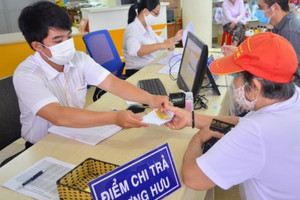 Số người hưởng lương hưu bất ngờ tăng vọt vì một lý do